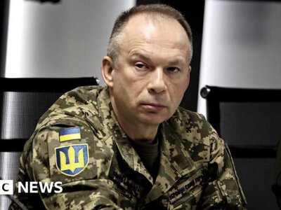Зеленський відправив у відставку головнокомандувача ЗСУ Сирського після хвилі протестів