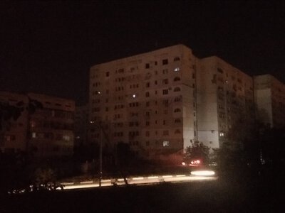 Відсутність світла, бензину та зв'язку: дописувачі Аксьонова критикують його за замовчування проблем у Криму