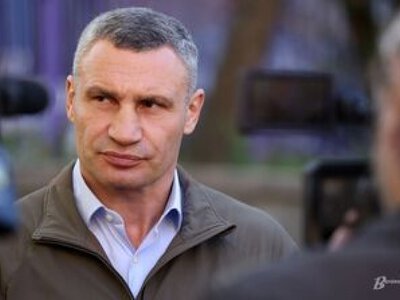 Кличко подякував Сирському за оборону Києва та звернувся до нового головнокомандувача Драпатого