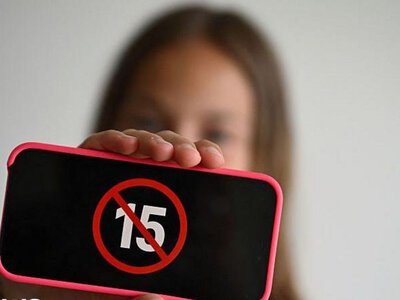 Франція першою в Європі заборонила соцмережі для дітей до 15 років
