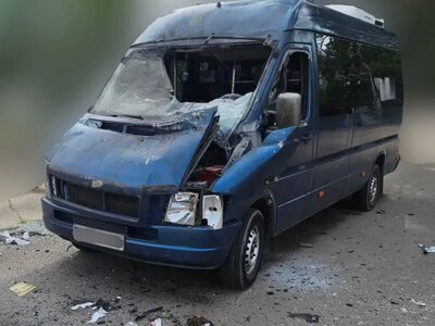 У Херсоні російський дрон атакував автобус: поранено водія