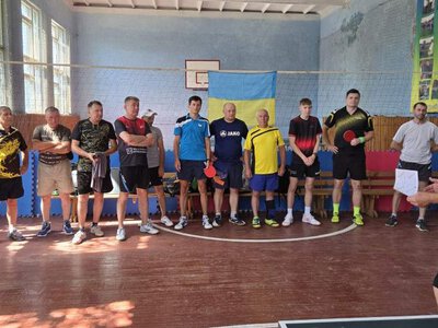 У Нових Санжарах відбувся турнір із настільного тенісу до Дня Державності України