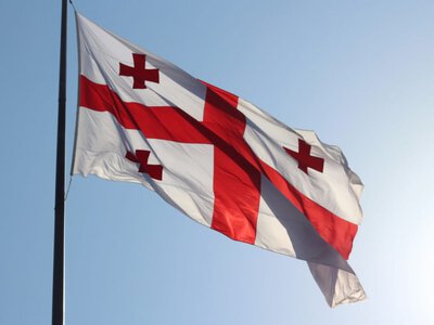 Бійка грузина з російською туристкою і путін х***о на протестах – усі деталі скандалу (відео) (Відео)