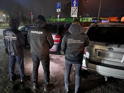 Судитимуть жителя Черкащини, який продавав ввезені автомобілі під виглядом гуманітарної допомоги