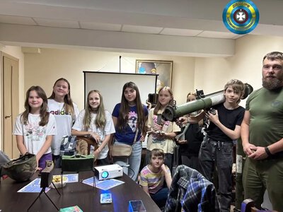 У Харкові для юних волонтерів провели уроки мінної безпеки