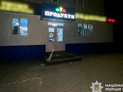 Погрожував гранатою та викрав алкоголь: жителя Дубна засудили до 7 років ув’язнення