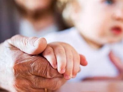 На Прикарпатті зафіксували майже утричі більше смертей, ніж народжень