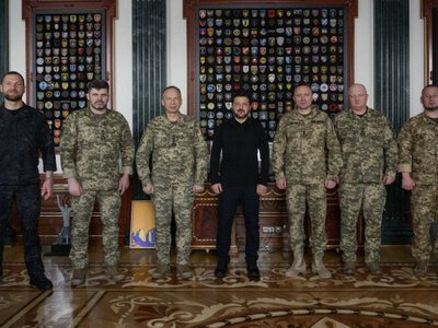 Зеленський підписав укази про звільнення Сирського і Гнатова та призначення Драпатого і Скибюка