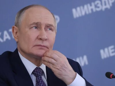 Путін готовий повернутися до переговорів лише після захоплення Донбасу — Bloomberg