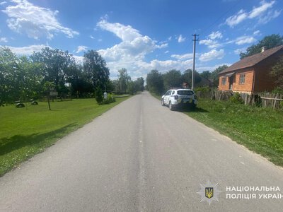 Керувала електросамокатом і впала: на Тернопільщині дитина опинилася в нейрохірургії