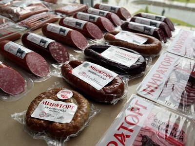 Під ударом Міраторг: дрони атакували головного виробник м'яса в Росії