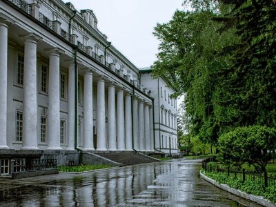 У ректора Ніжинського університету закінчився контракт: хто претендує на посаду
