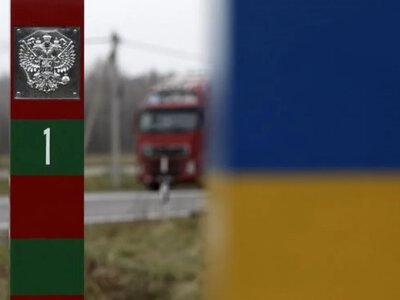 Загрози нападу з боку України немає, – голова міноборони Білорусі Хрєнін