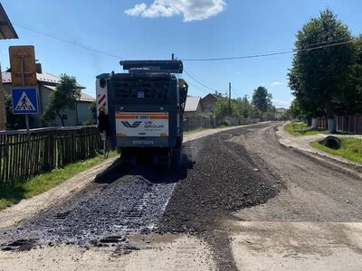 На Прикарпатті ремонтують дорогу Івано-Франківськ – Старий Лисець