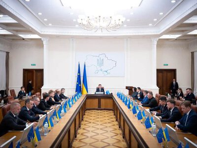 Уряд скасував рішення Кабміну Свириденко щодо бронювання