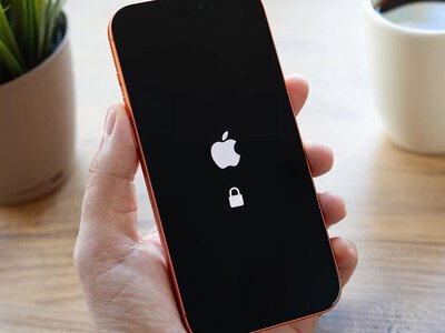 iPhone у розстрочку під контролем: Apple тепер блокуватиме смартофни за прострочені кредити