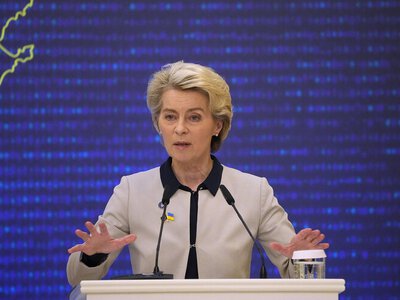 ЄС затвердив 21-й пакет санкцій проти росії: під удар потрапили банки, криптосервіси та «тіньовий» флот