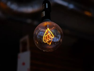 Чи підвищать тарифи на газ та світло: офіційне роз'яснення Міненерго 