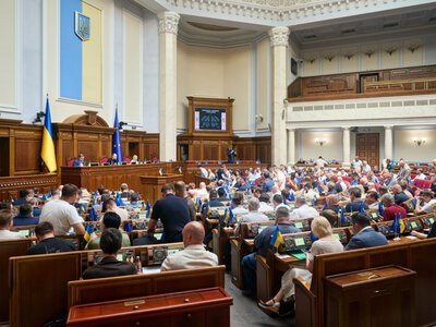 Уряд Корецького зареєстрував у Раді свій перший законопроєкт щодо підтримки сиріт