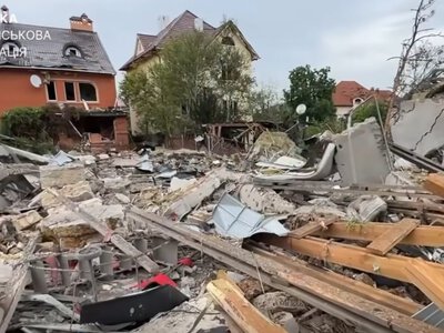 Ворог атакував КАБами Херсон: МВА показала наслідки авіа ударів (відео)