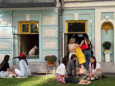 У садибі XIX століття біля Золотих воріт запрацювала кав’ярня з входом через вікно