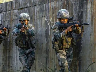 The Economist: Росія передає Китаю досвід ведення війни, отриманий в Україні