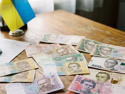 НБУ вилучає старі гривні: які купюри більше не приймають