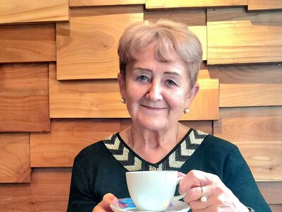 Лікарі пояснили, чи можна пити розчинну каву пенсіонерам: користь і приховані ризики