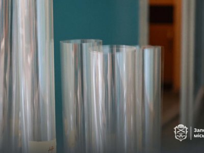 Коли у запорізьких лікарнях завершать встановлення антидронових сіток та бронеплівки