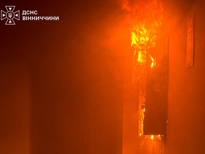 У Вінниці через пожежу у багатоповерхівці евакуювали мешканців під’їзду