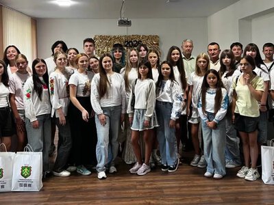 Пліч-о-пліч для розвитку: Варковицька та Роменська громади підписали меморандум про співпрацю