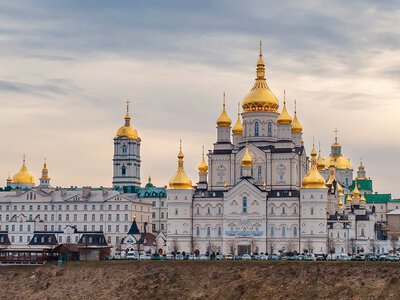 ДЕСС виявила ознаки афілійованості Почаївської лаври з РПЦ