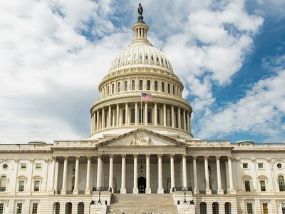 Сенат США готує голосування за 100% мита для покупців російської нафти