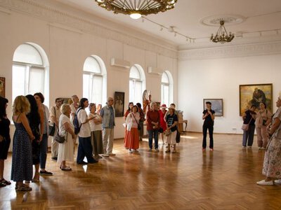 Художній музей спільно з творчою спілкою Черкаської обласної організації НСХУ презентує виставку