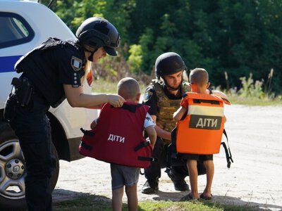 На Дніпропетровщині розширили зону обов'язкової евакуації дітей
