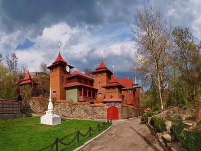 Частинка Азії на березі Дніпра: все про черкаський храм “Білий Лотос”
