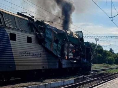 Російська армія атакувала пасажирський поїзд на Дніпропетровщині (ФОТО)