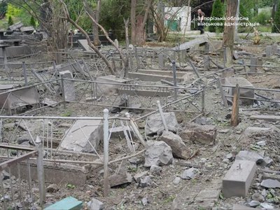 Атака по Запоріжжю: постраждав цвинтар