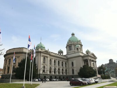 Парламент Сербії розгляне вотум недовіри уряду 27 липня