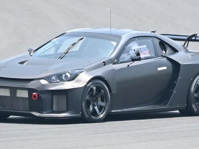 Відроджений недорогий спорткар Toyota помітили під час випробувань (ФОТО)
