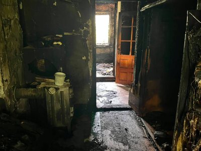 Блискавка знищила будинок 72-річної жительки Зборівщини: родина просить про допомогу