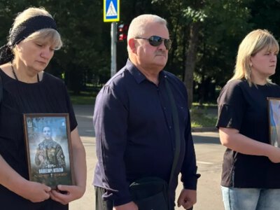 Портрети, прапори та зупинений рух: як у Шептицькому вшанували пам'ять полеглих захисників