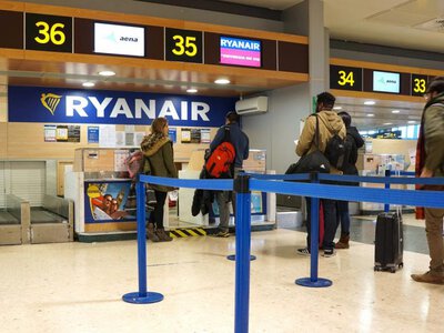 Це не проблема авіакомпанії: у Ryanair відповіли на черги в аеропортах