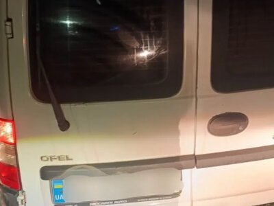 У Луцьку нетверезий водій тікав від патрульних і врізався у паркан