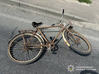 Біля Львова під колеса авто потрапив велосипедист