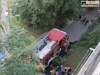 У Житомирі повідомляють про пожежу на провулку Художника Максименка