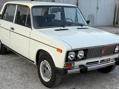 Лише 635 км: у Дніпрі продають ВАЗ-2106 у стані капсули часу (ФОТО)