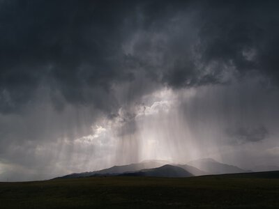 Дощі та грози накриють частину України: де сьогодні температура впаде до +20