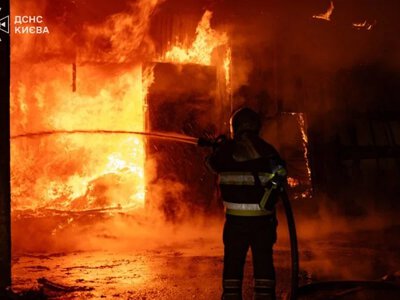 Росія вкотре атакувала Київ балістичними ракетами, є постраждалі