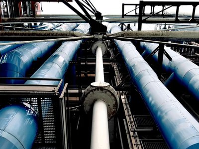 Європа може не встигнути заповнити газосховища до зими — Reuters